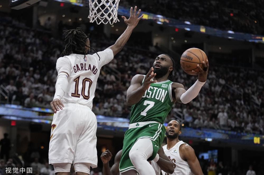 的体格灵活 的体格灵活